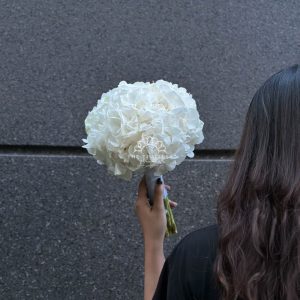 HOA CƯỚI CẨM TÚ CẦU TRẮNG A65
