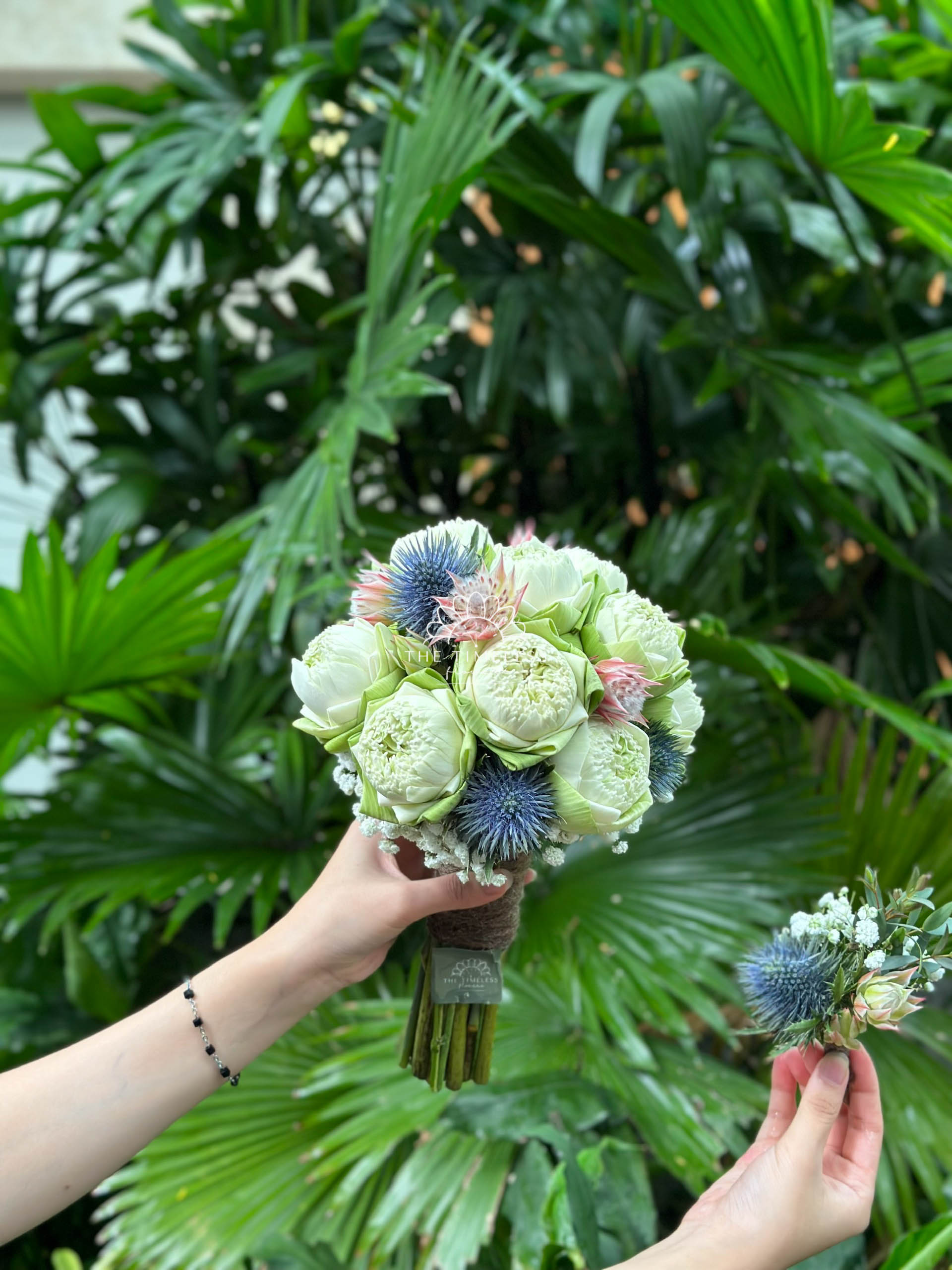 HOA CƯỚI SEN TRẮNG A83