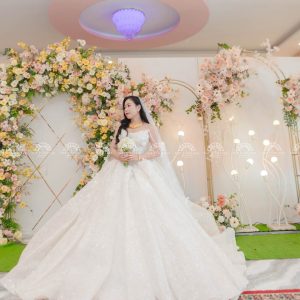 Hoa cưới Thiên Nga Trắng A155
