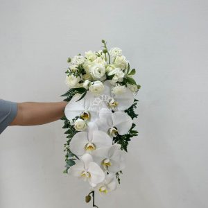 Hoa Cưới Thác Đổ Lan Hồ Điệp Trắng A185