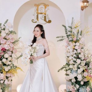 Hoa Cưới Thác Đổ Lan Hồ Điệp Trắng A186