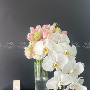Hoa Cưới Thác Đổ Lan Hồ Điệp Trắng Mix Tulip Hồng A187