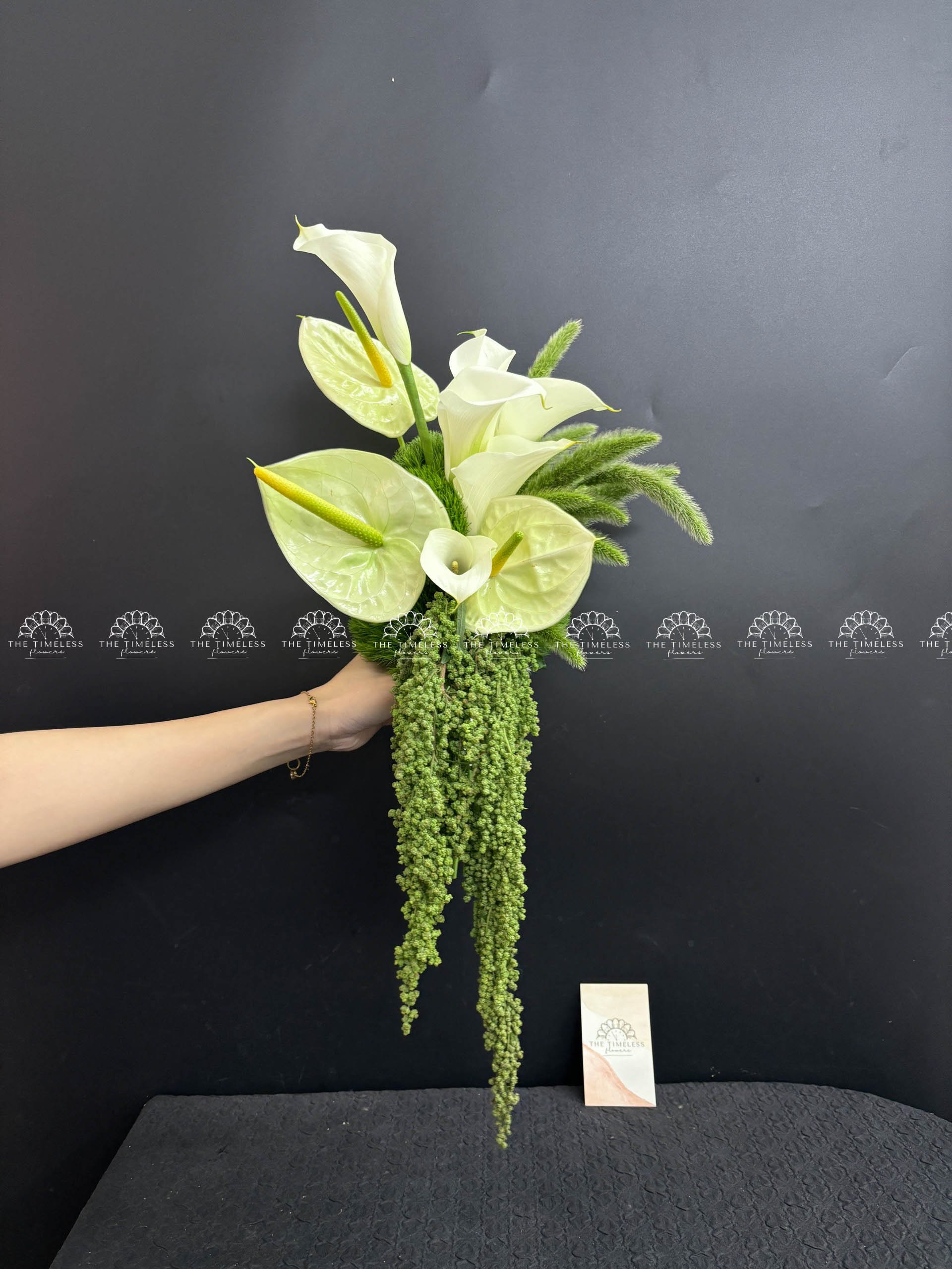 Hoa Cưới Thác Đổ Calla Lily và Hồng môn xanh A200