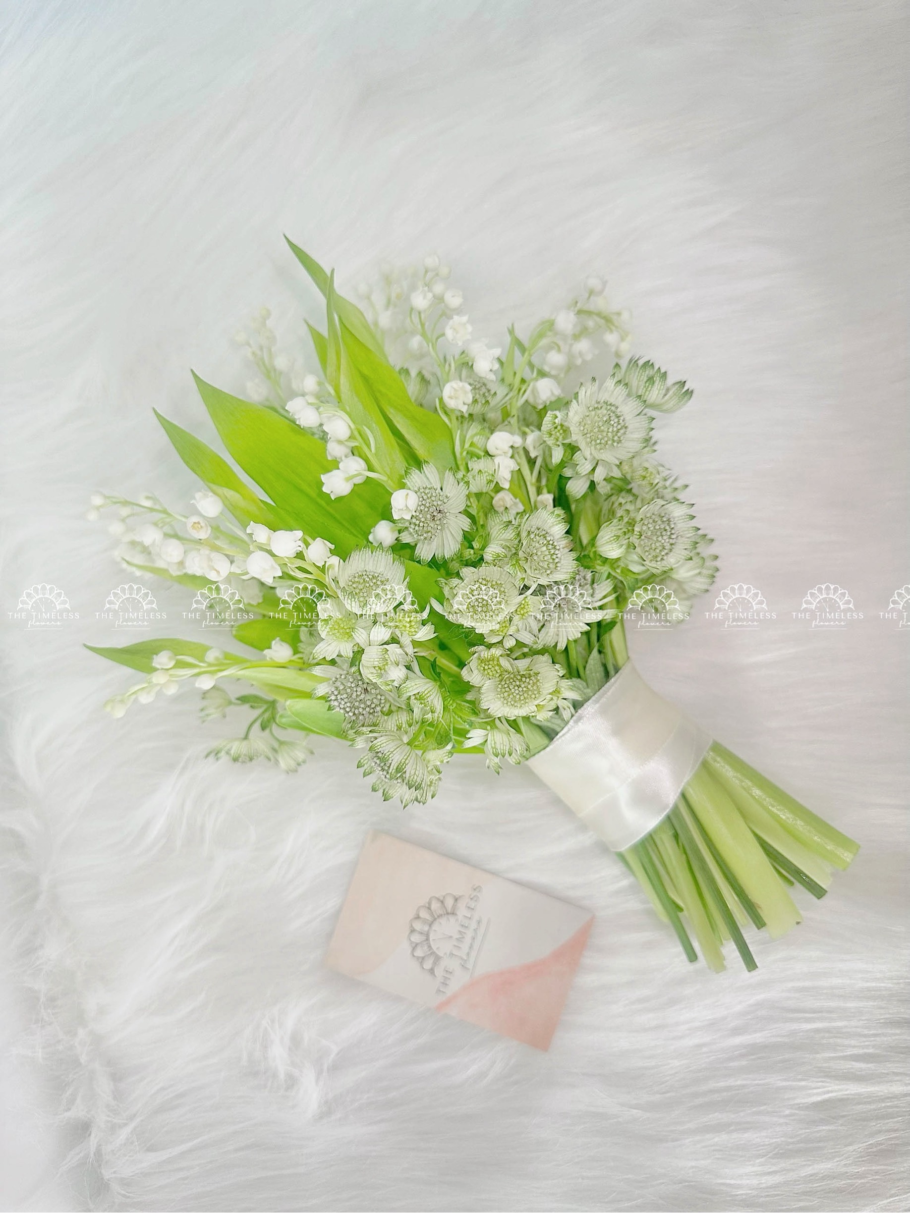 Hoa Cưới 10 Linh Lan mix Astrantia A203