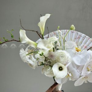 Hoa Cưới Quạt hoa Lan Hồ Điệp mix Calla lily Trắng H016