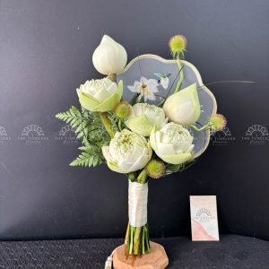Hoa Cưới Dáng Quạt Hoa Sen Trắng A234