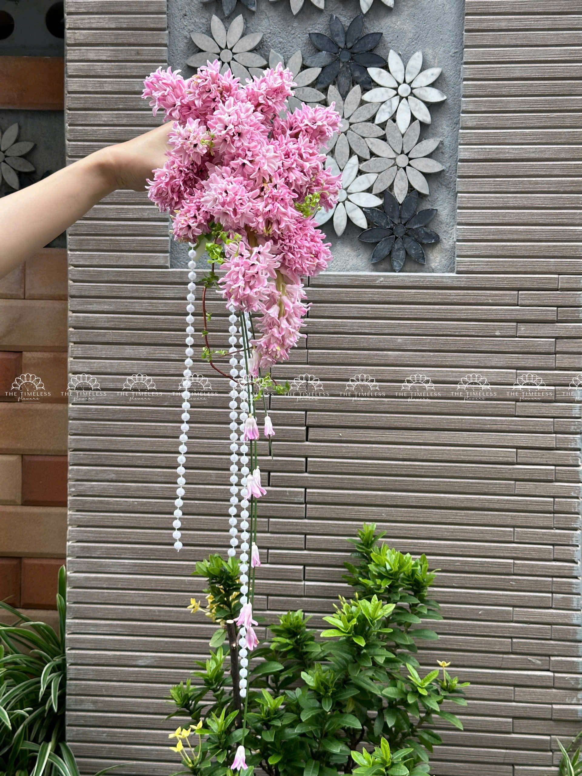 Hoa Cưới Dáng Thác 15 Dạ Lan Hương Hồng A244