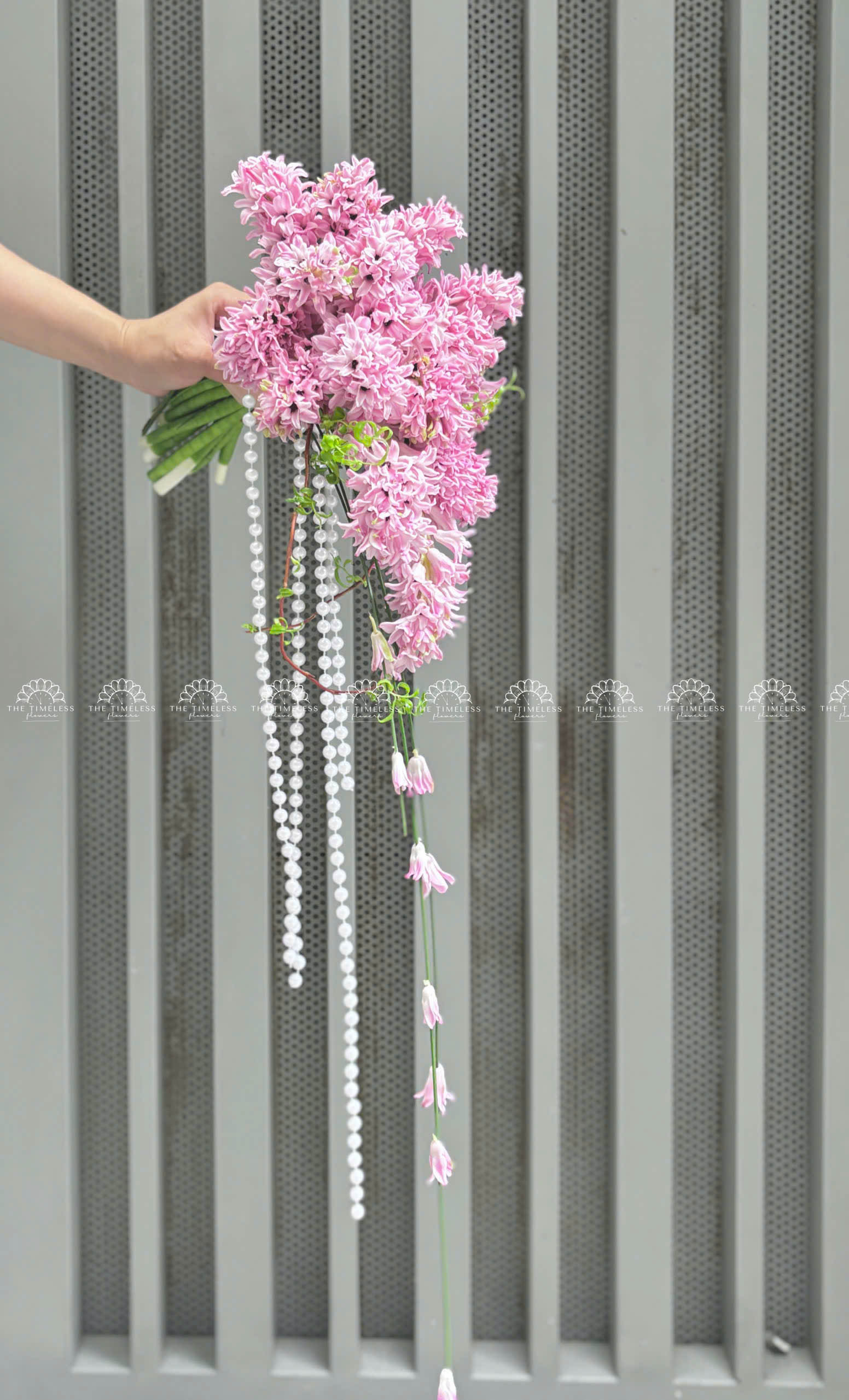 Hoa Cưới Dáng Thác 15 Dạ Lan Hương Hồng A244