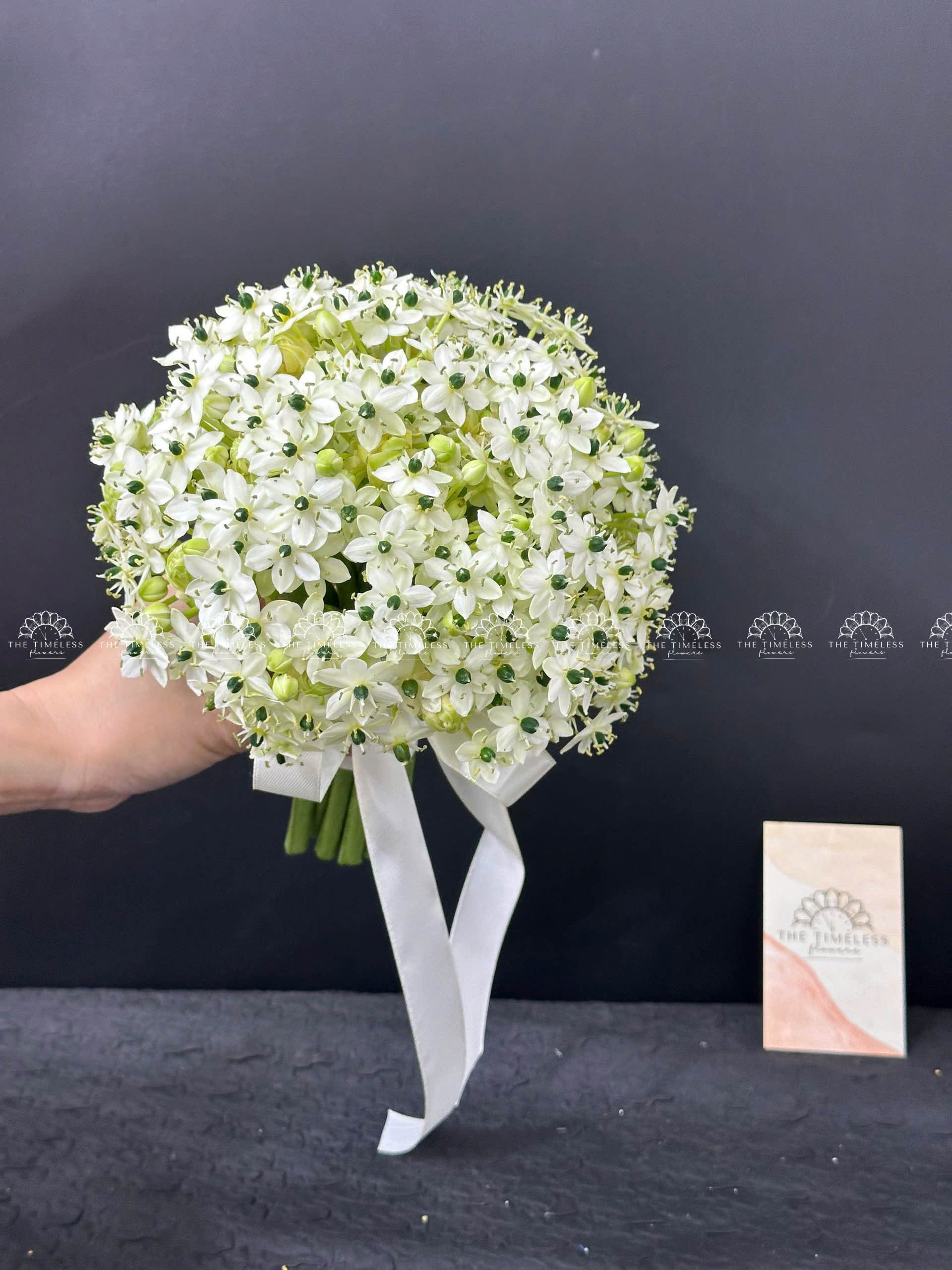 Hoa Cưới Thiên Nga Mắt Ngọc A252