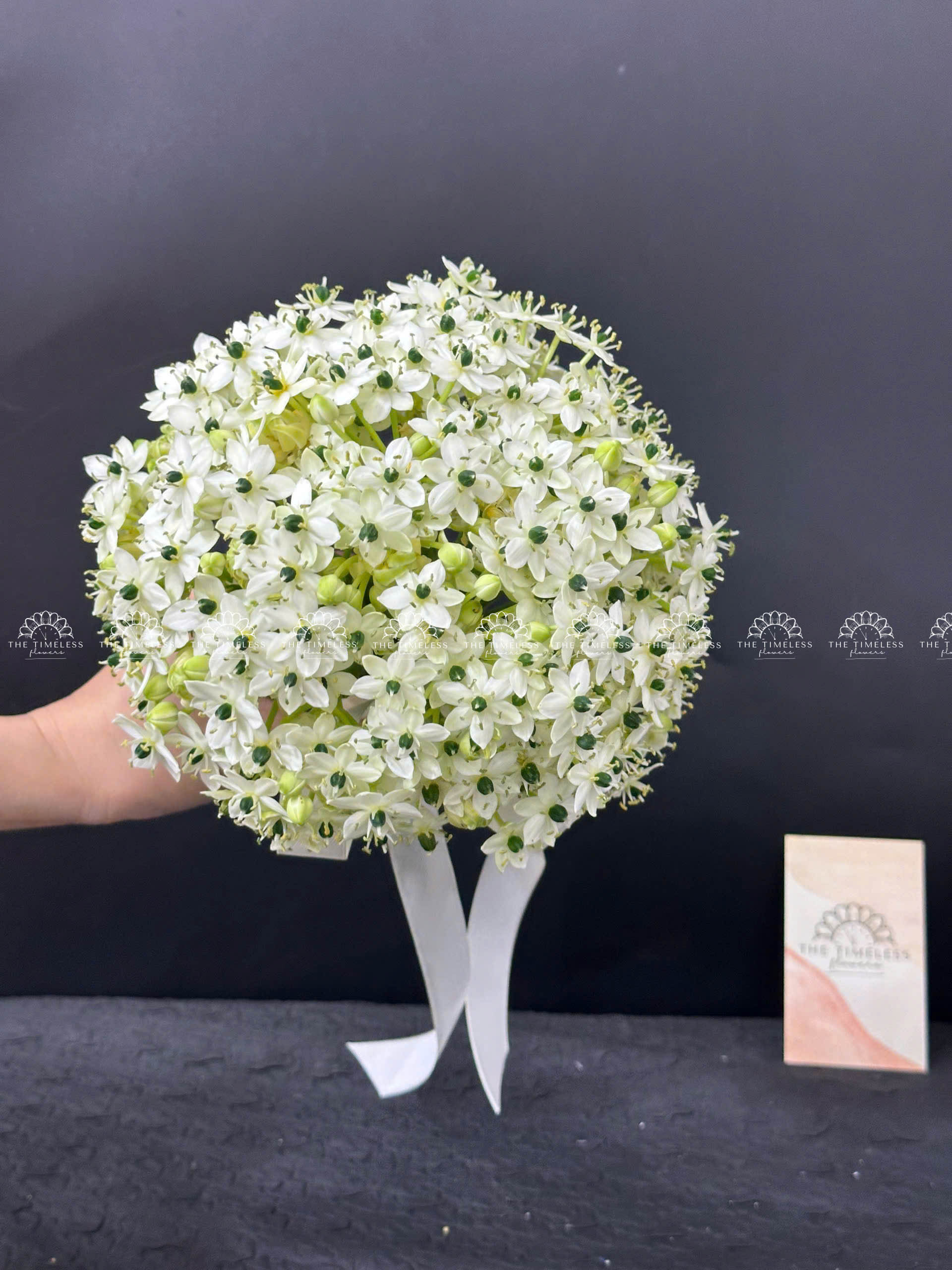 Hoa Cưới Thiên Nga Mắt Ngọc A252