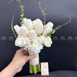 Hoa Cưới 9 Hoa Tulip Trắng mix Dạ Lan Hương A285