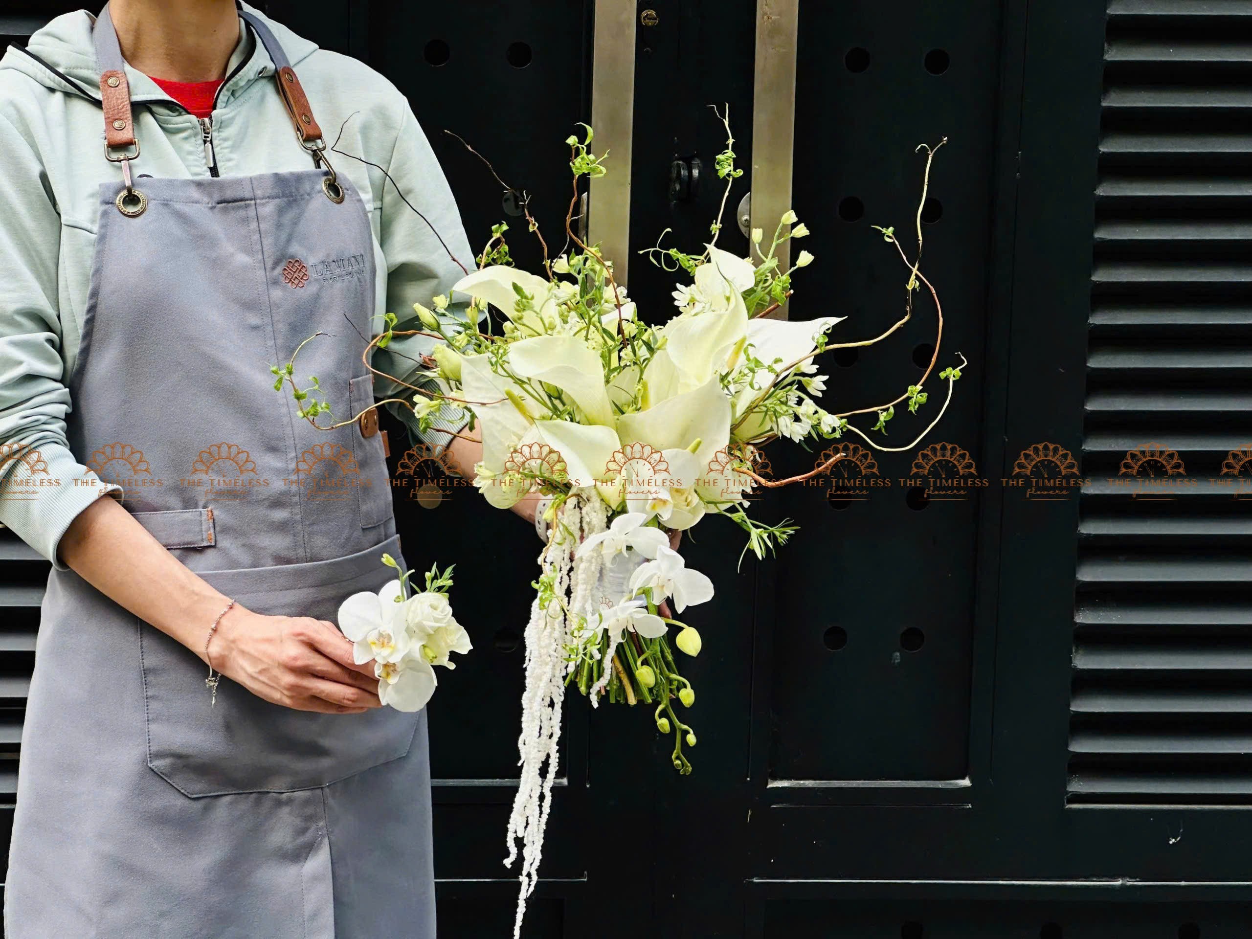 Hoa Cưới Thác Đổ Lan Hồ Điệp mix Calla Lily H050 - Hình ảnh 5