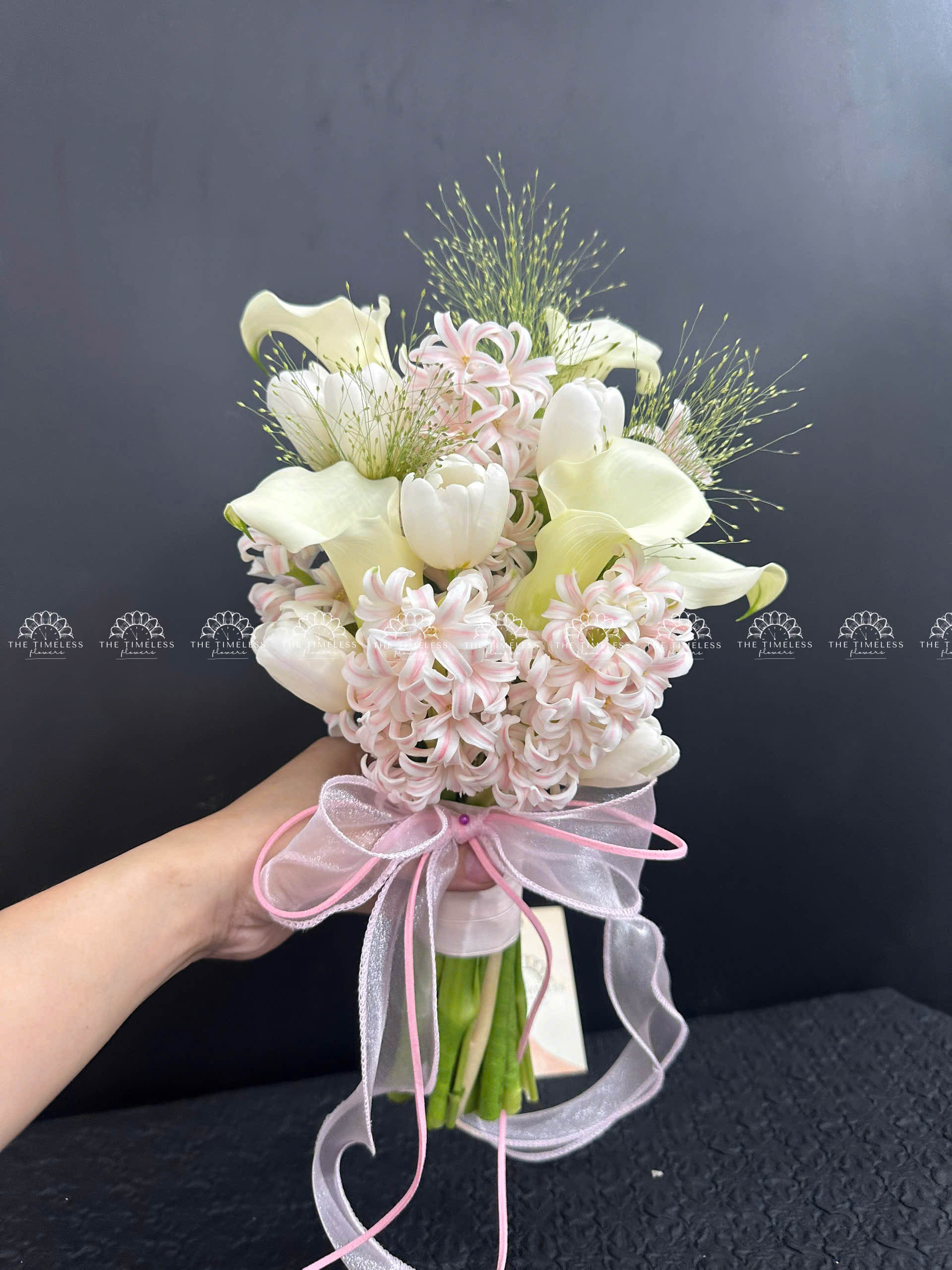 Hoa Cưới 5 Dạ Lan Hương mix 5 Calla Lily Hà Lan Mix 5 Tulip A357