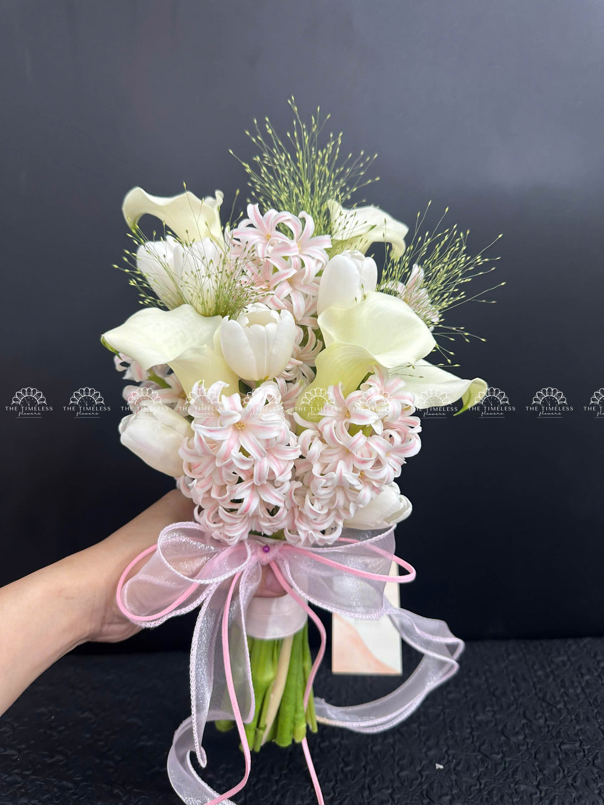 Hoa Cưới 5 Dạ Lan Hương mix 5 Calla Lily Hà Lan Mix 5 Tulip A357