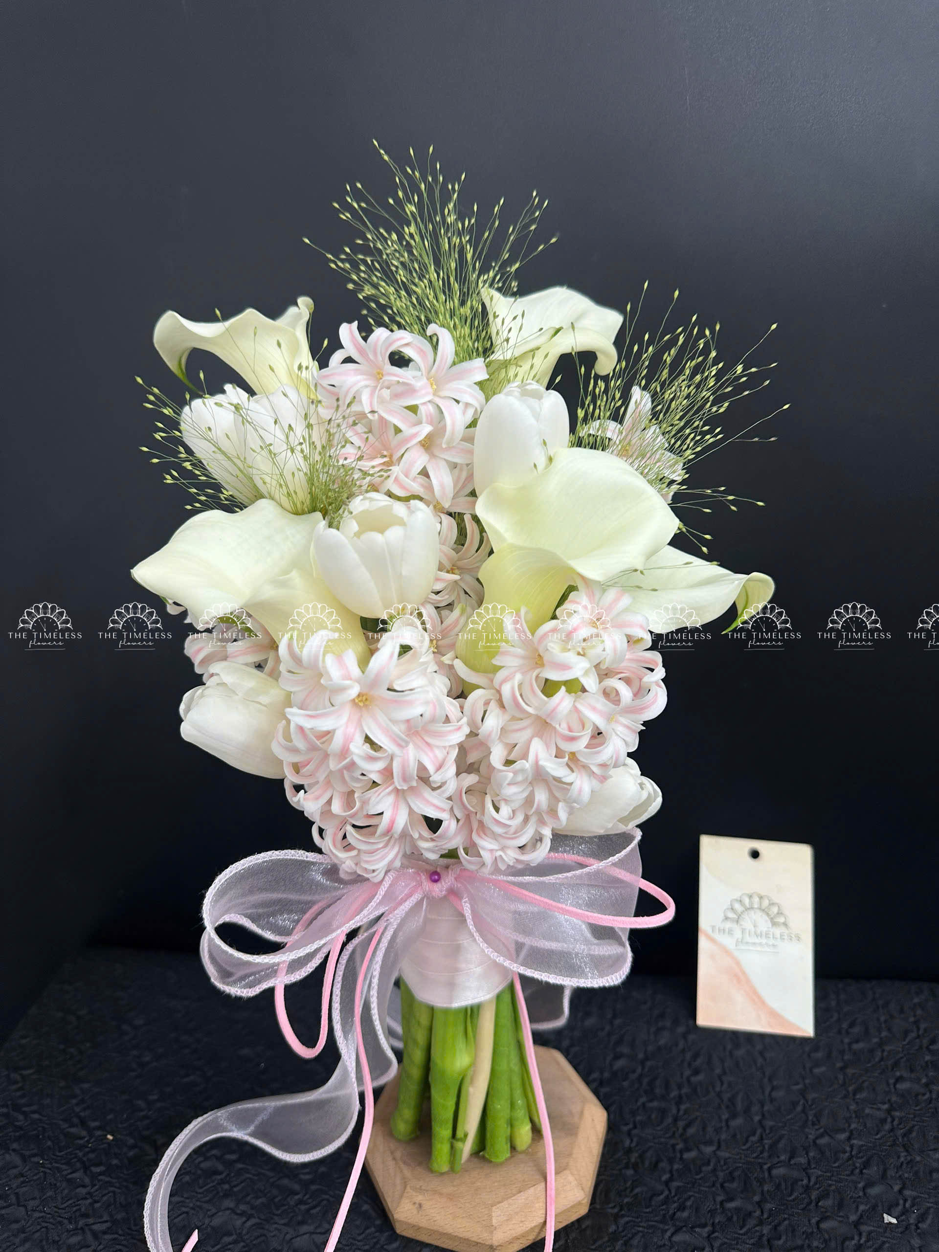 Hoa Cưới 5 Dạ Lan Hương mix 5 Calla Lily Hà Lan Mix 5 Tulip A357
