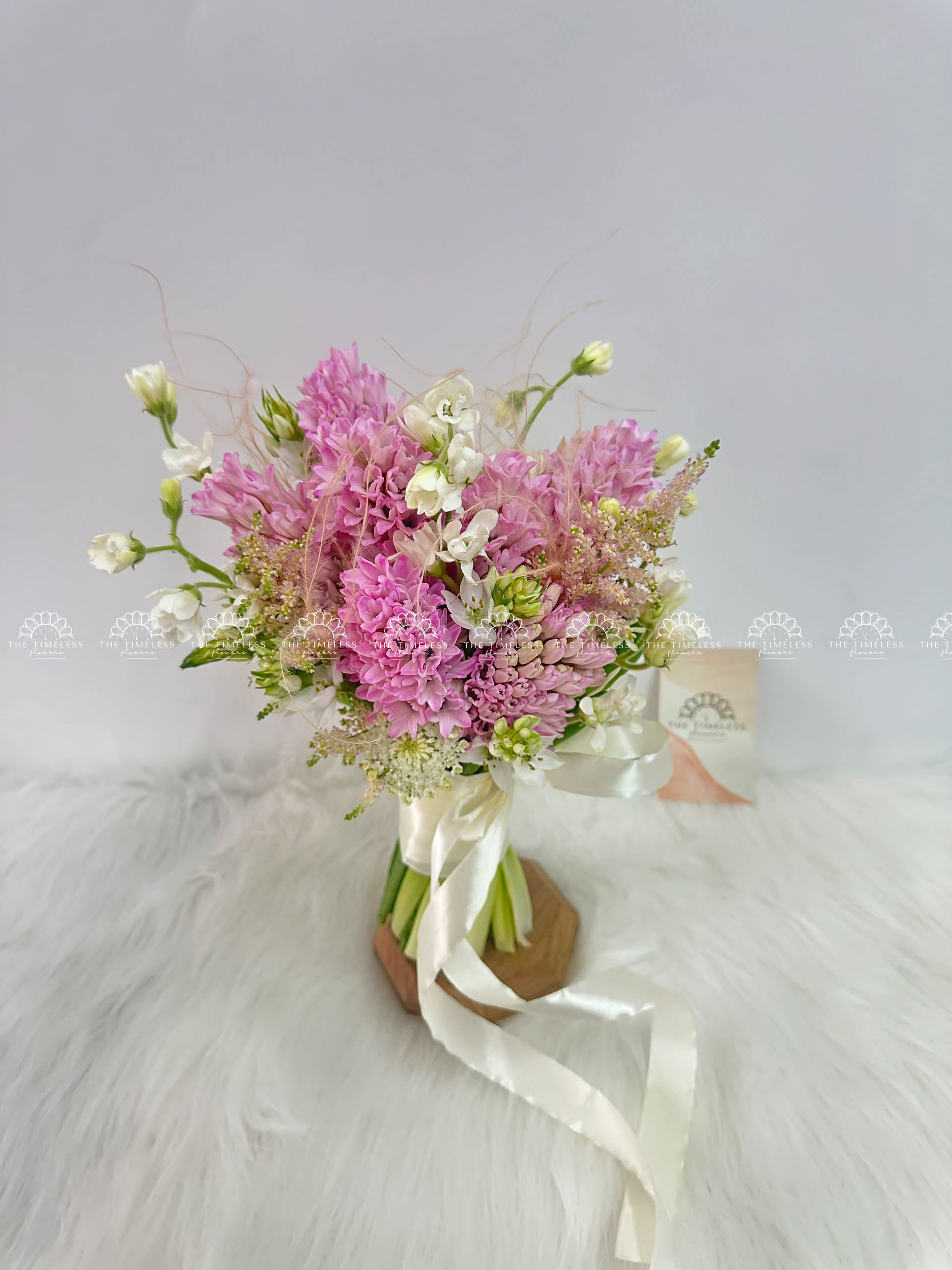Hoa Cưới 8 Dạ Lan Hương Hồng mix astilbe A352