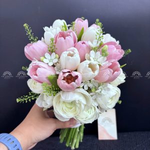 Hoa Cưới 15 tulip Trắng Mix Hồng Mix Mao Lương A342