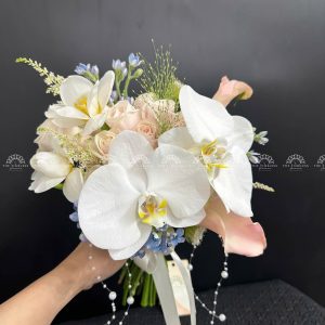 Hoa Cưới Calla Lily mix Lan Hồ Điệp tone hồng đào A343