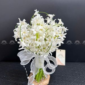 Hoa Cưới 6 Dạ Lan Hương Trắng A359