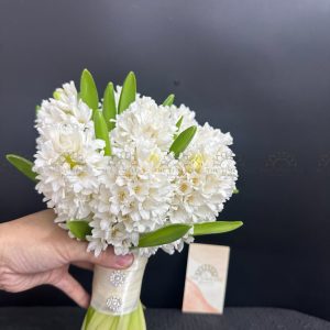 Hoa Cưới 8 Dạ Lan Hương Trắng A387
