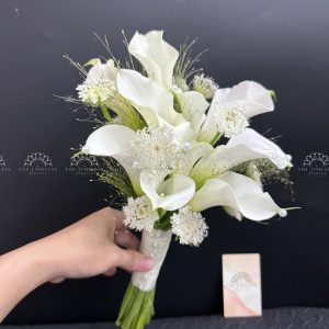 Bó hoa cưới 9 Calla trắng Mix Thúy Châu Trắng A412