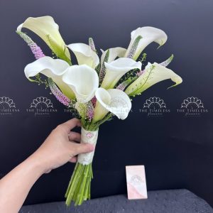 Bó hoa cưới 9 Calla trắng Mix Veronica Hồng A420