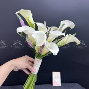 Bó hoa cưới 9 Calla trắng Mix Veronica Hồng A420