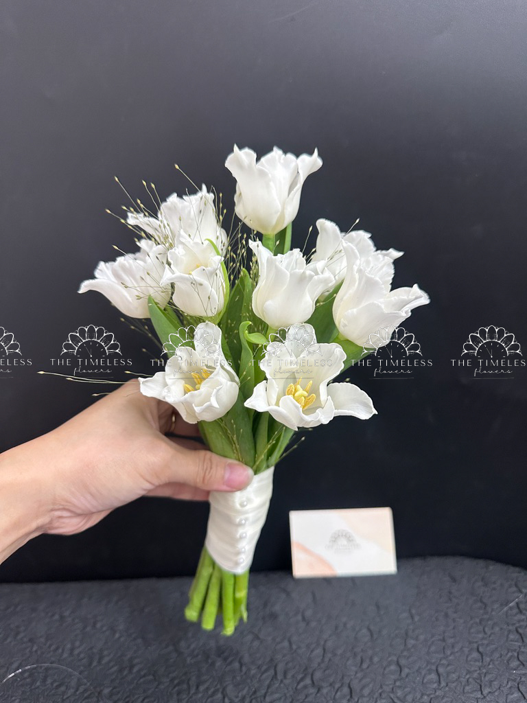 Hoa Cưới 9 Hoa Tulip Trắng A448