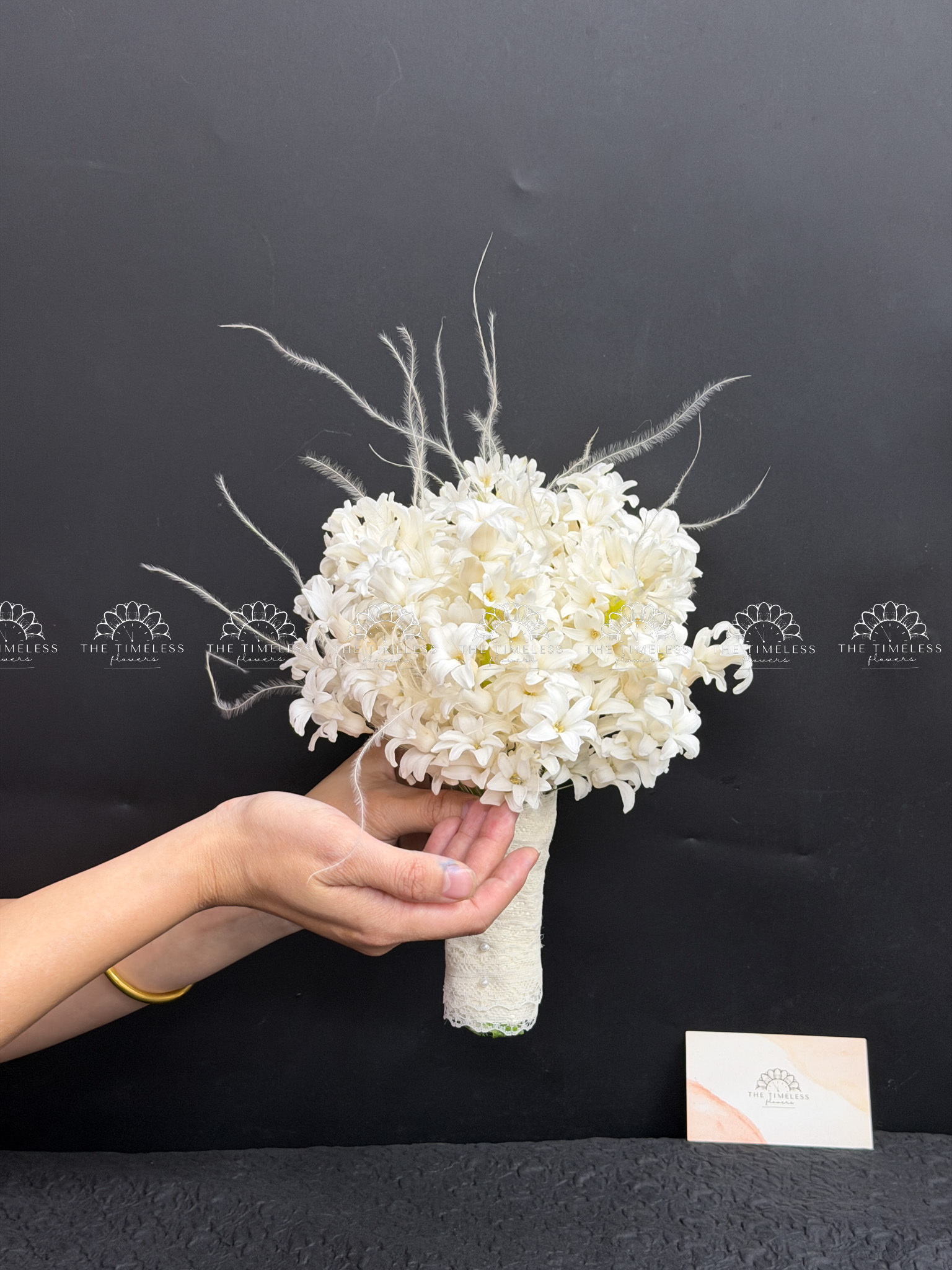 Hoa Cưới Dạ Lan Hương Trắng A465