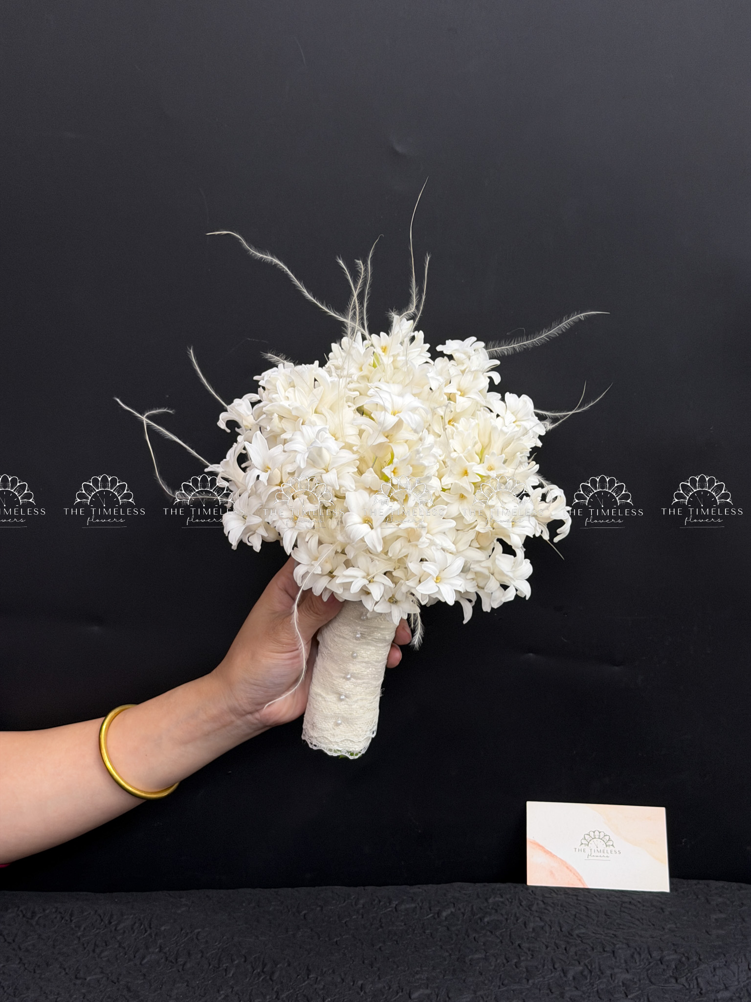 Hoa Cưới Dạ Lan Hương Trắng A465