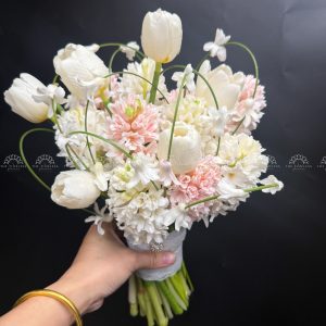 Hoa Cưới 10 Dạ Lan Hương Trắng mix 6 tulip A462