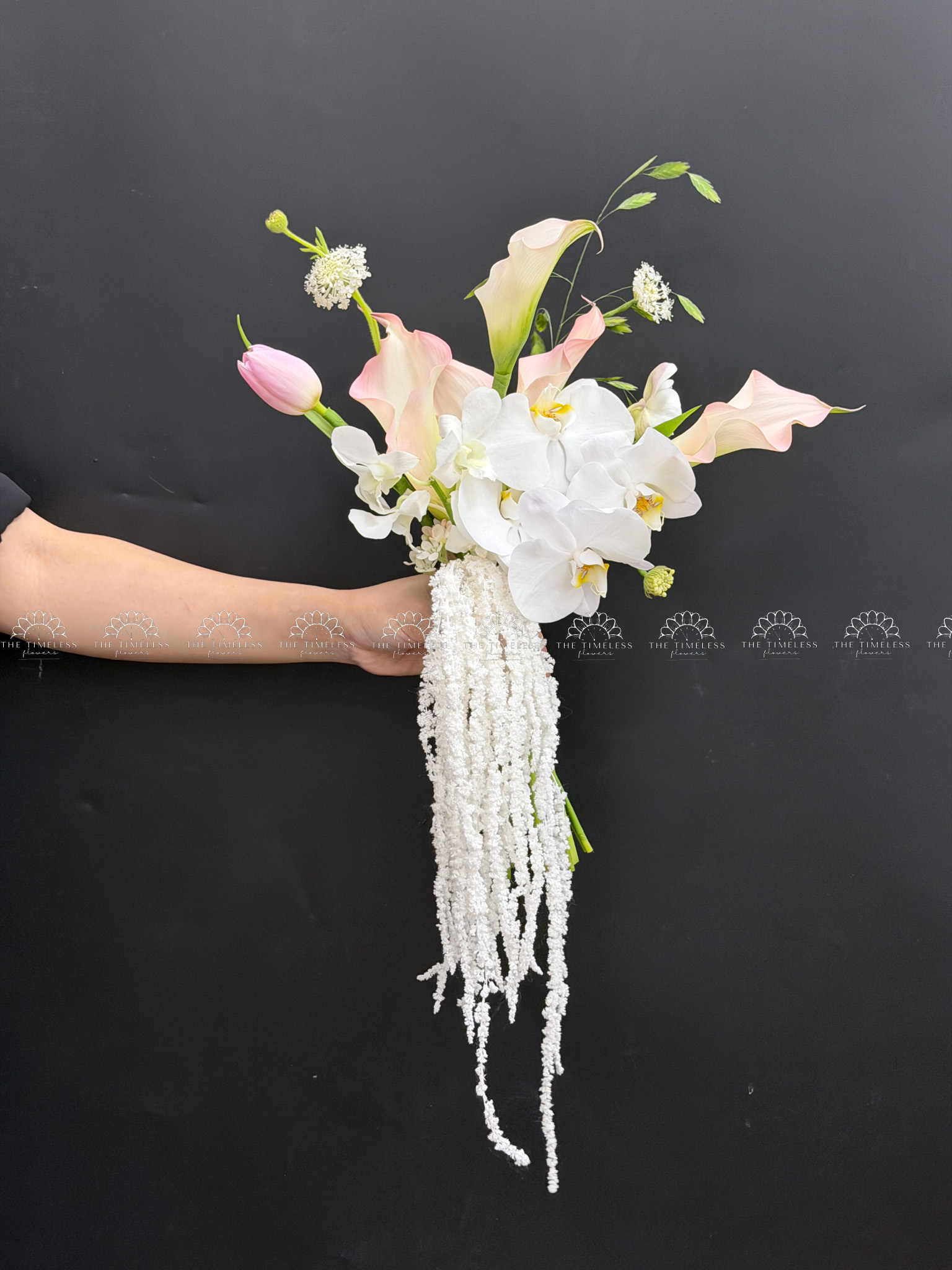 Hoa Cưới 5 Calla lily hồng mix tulip và Lan Hồ Điệp A460