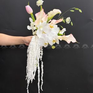 Hoa Cưới 5 Calla lily hồng mix tulip và Lan Hồ Điệp A460