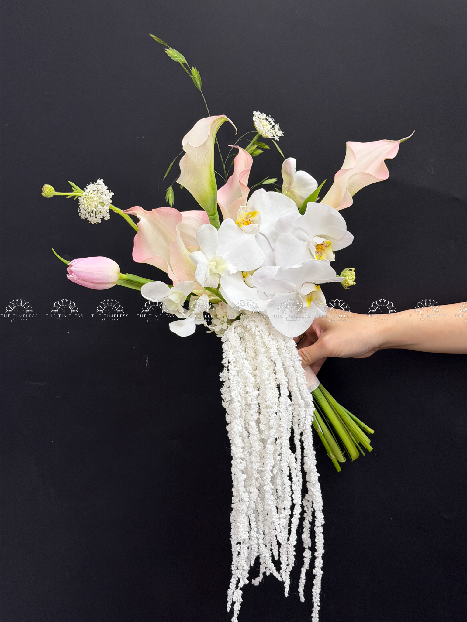 Hoa Cưới 5 Calla lily hồng mix tulip và Lan Hồ Điệp A460