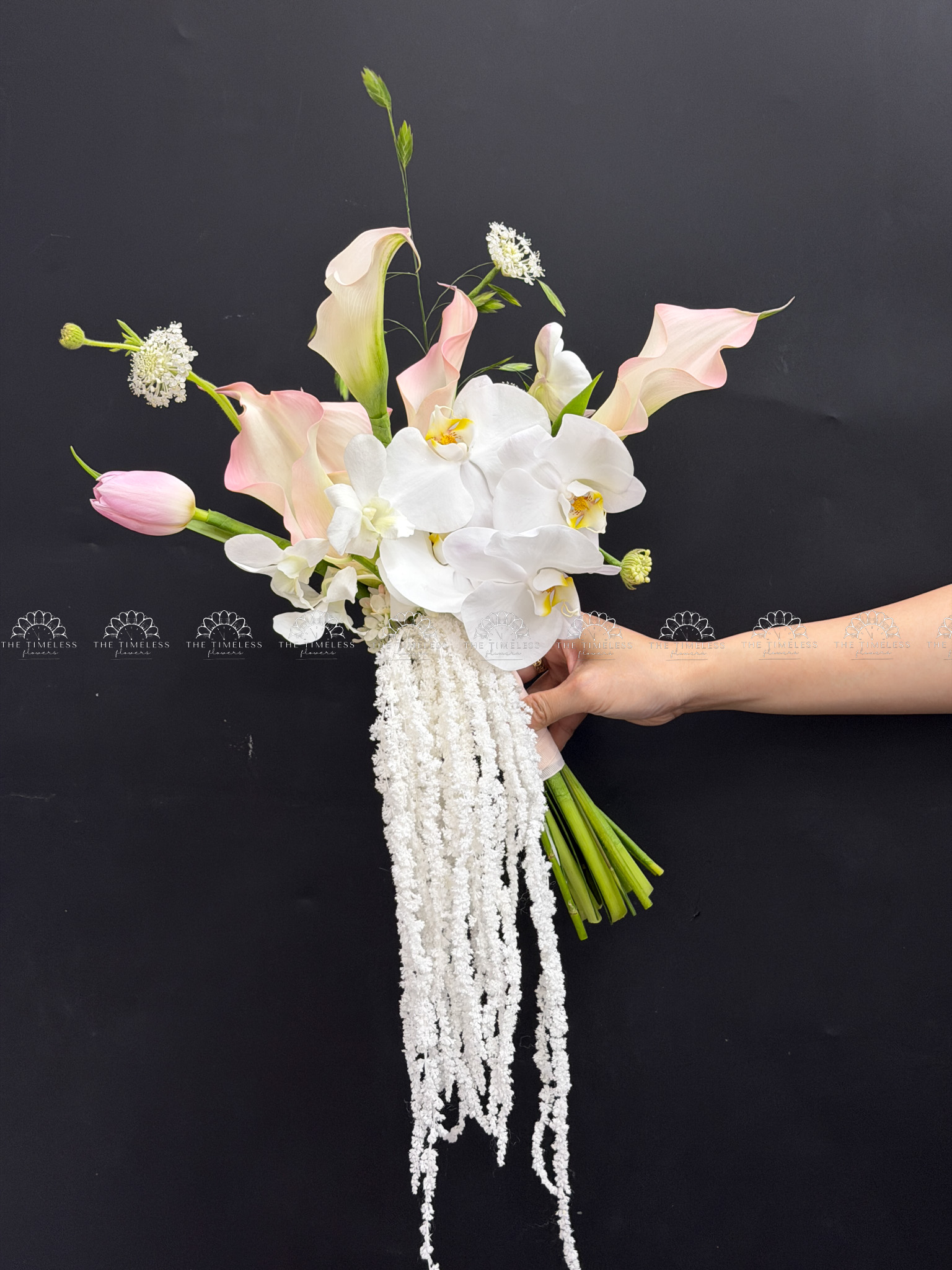 Hoa Cưới 5 Calla lily hồng mix tulip và Lan Hồ Điệp A460