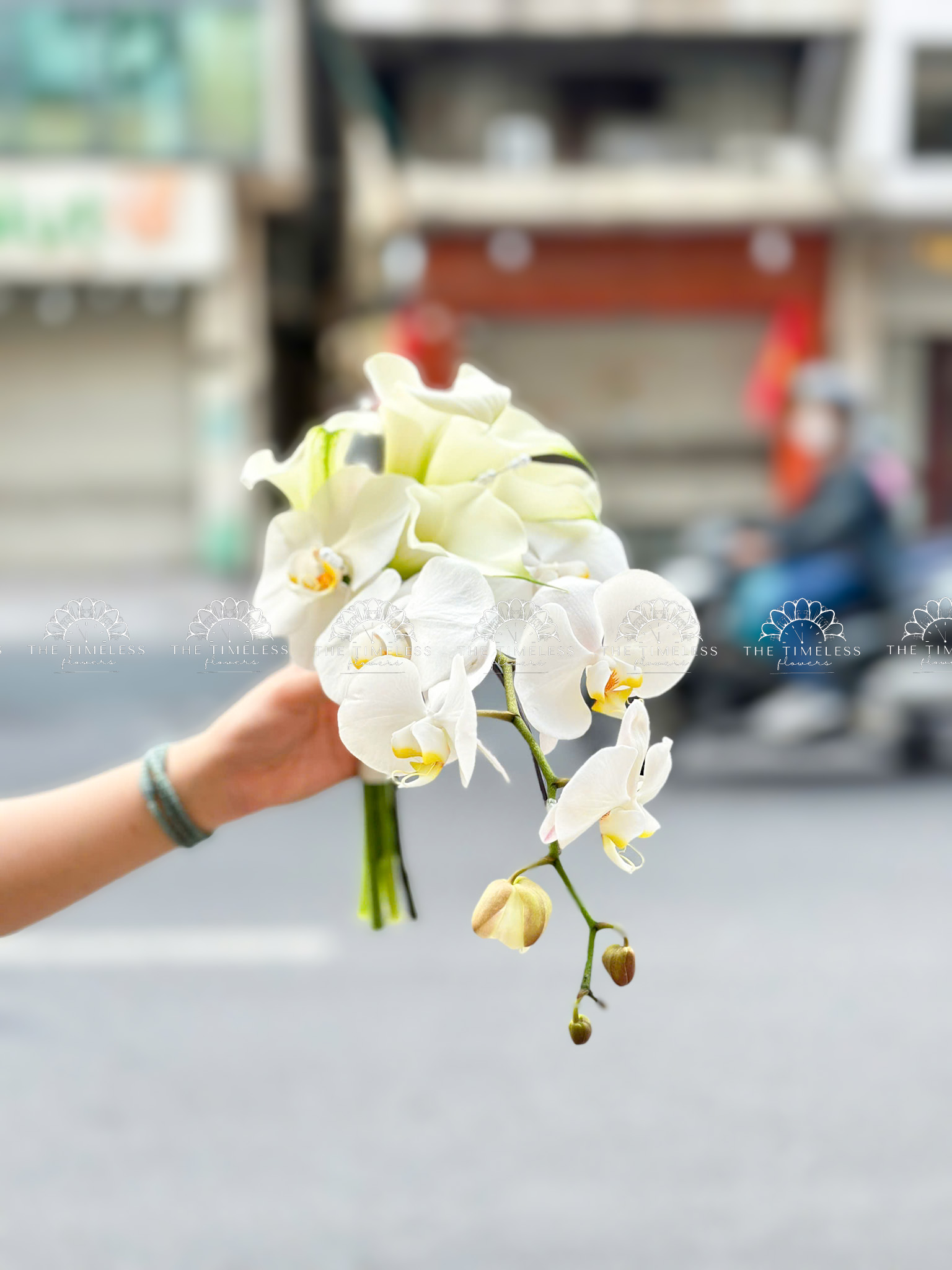 Hoa Cưới 5 Calla Lily mix Lan Hồ Điệp Trắng A482