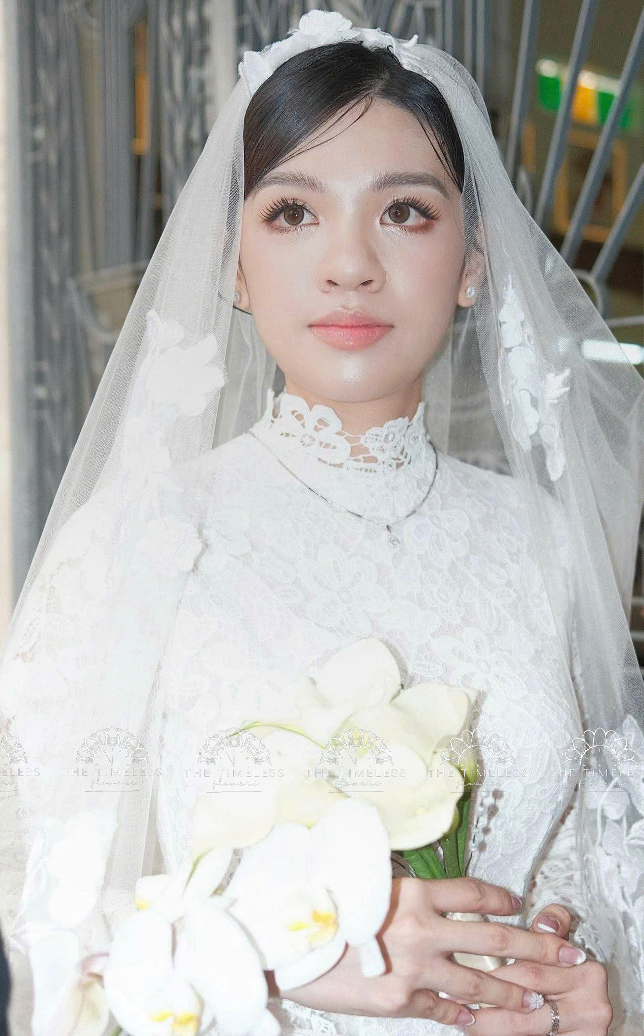 Hoa Cưới 5 Calla Lily mix Lan Hồ Điệp Trắng A482 - Hình ảnh 7