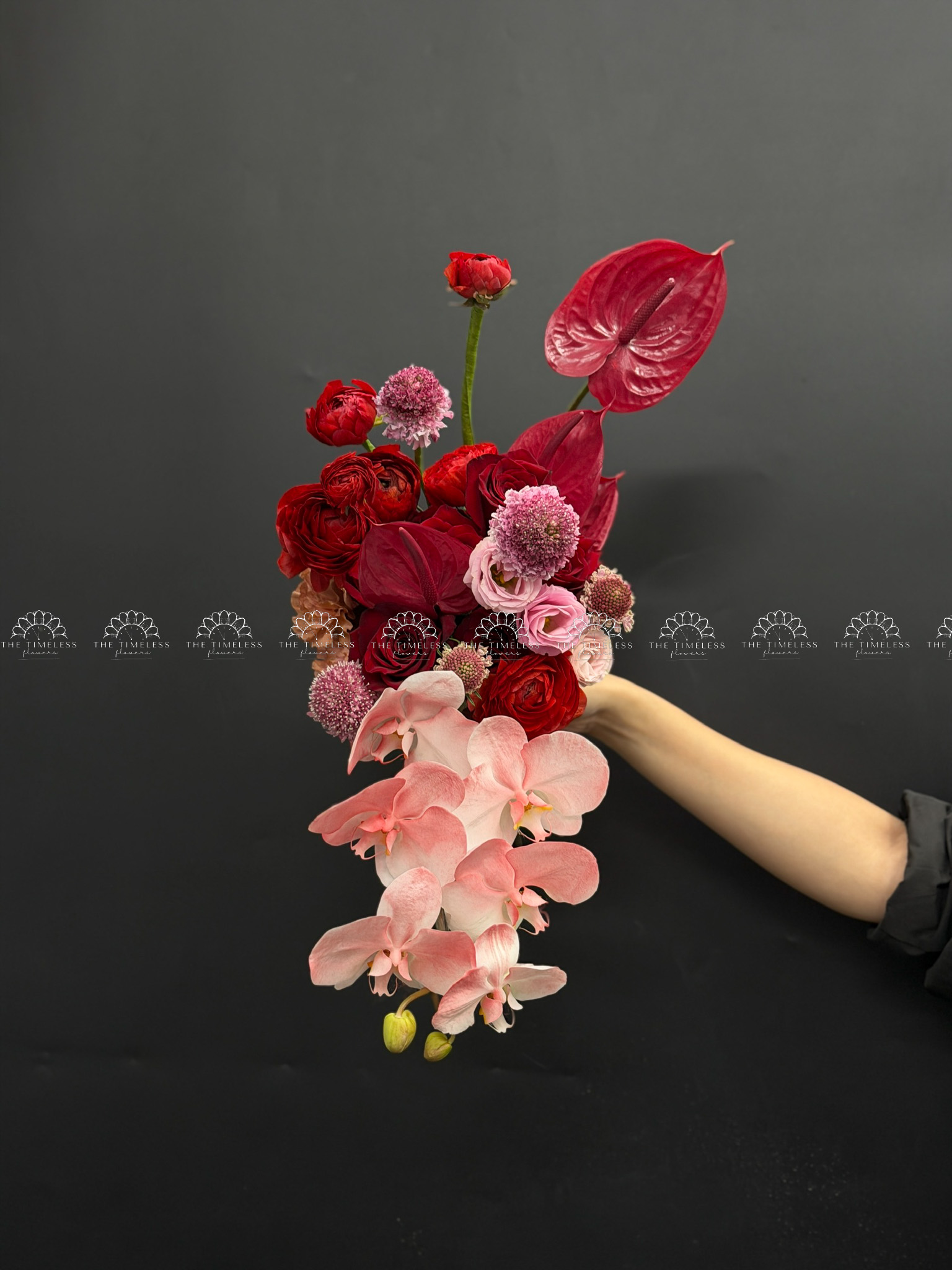 Bó hoa cưới Lan Hồ Điệp và Hồng Môn A479