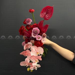 Bó hoa cưới Lan Hồ Điệp và Hồng Môn A479