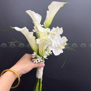 Hoa Cưới 5 Calla Lily mix Lan Hồ Điệp Trắng A470