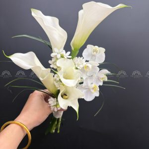 Hoa Cưới 5 Calla Lily mix Lan Hồ Điệp Trắng A470